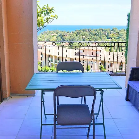 174, Vue A Cap Esterel By Palmazur Saint-Raphael (Var)